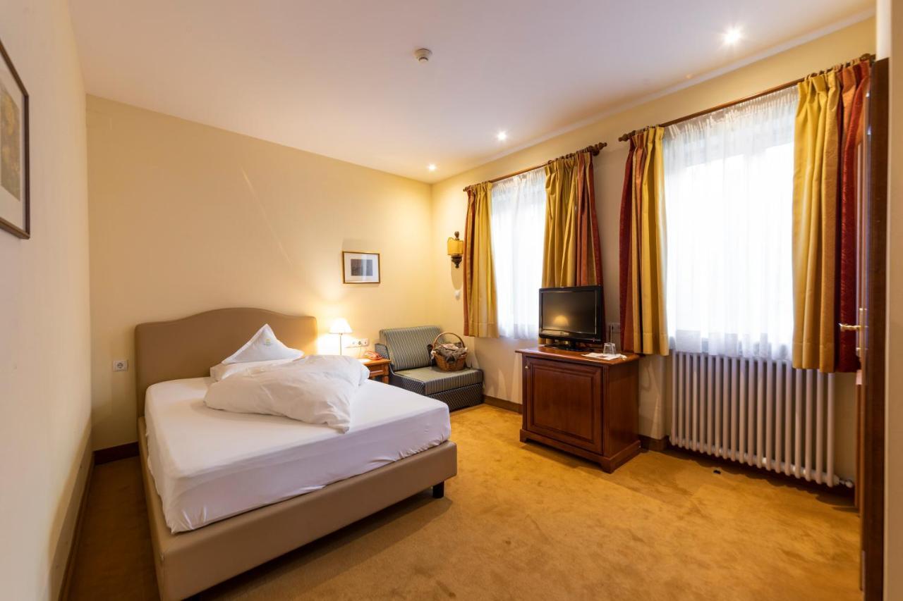 Hotel Bemelmans-Post Collalbo Esterno foto