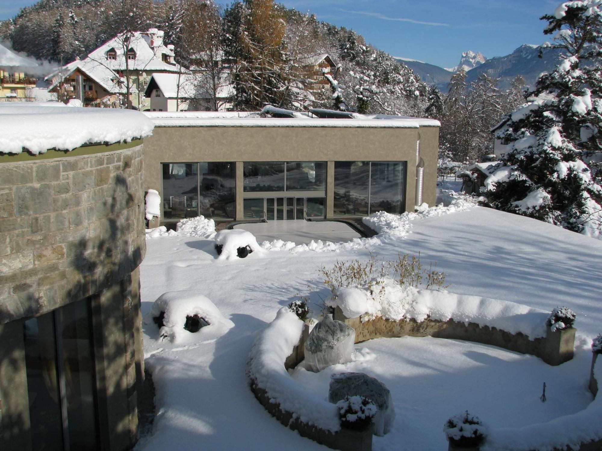 Hotel Bemelmans-Post Collalbo Esterno foto